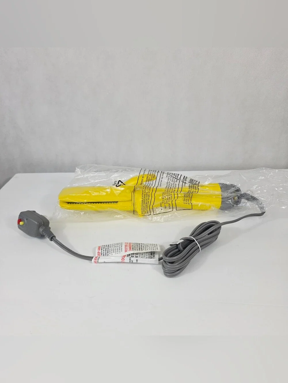 New Drybar The Straight Shot Blow-Drying Flat Iron